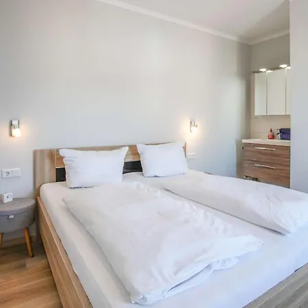 Apartment Apartmenthaus Roberta Seehund Borkum
